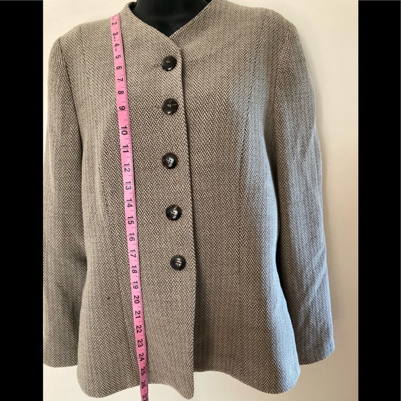 ARMANI COLLEZIONI WOOL BLEND HERRINGBONE BLAZER. 8 - Picture 3 of 11